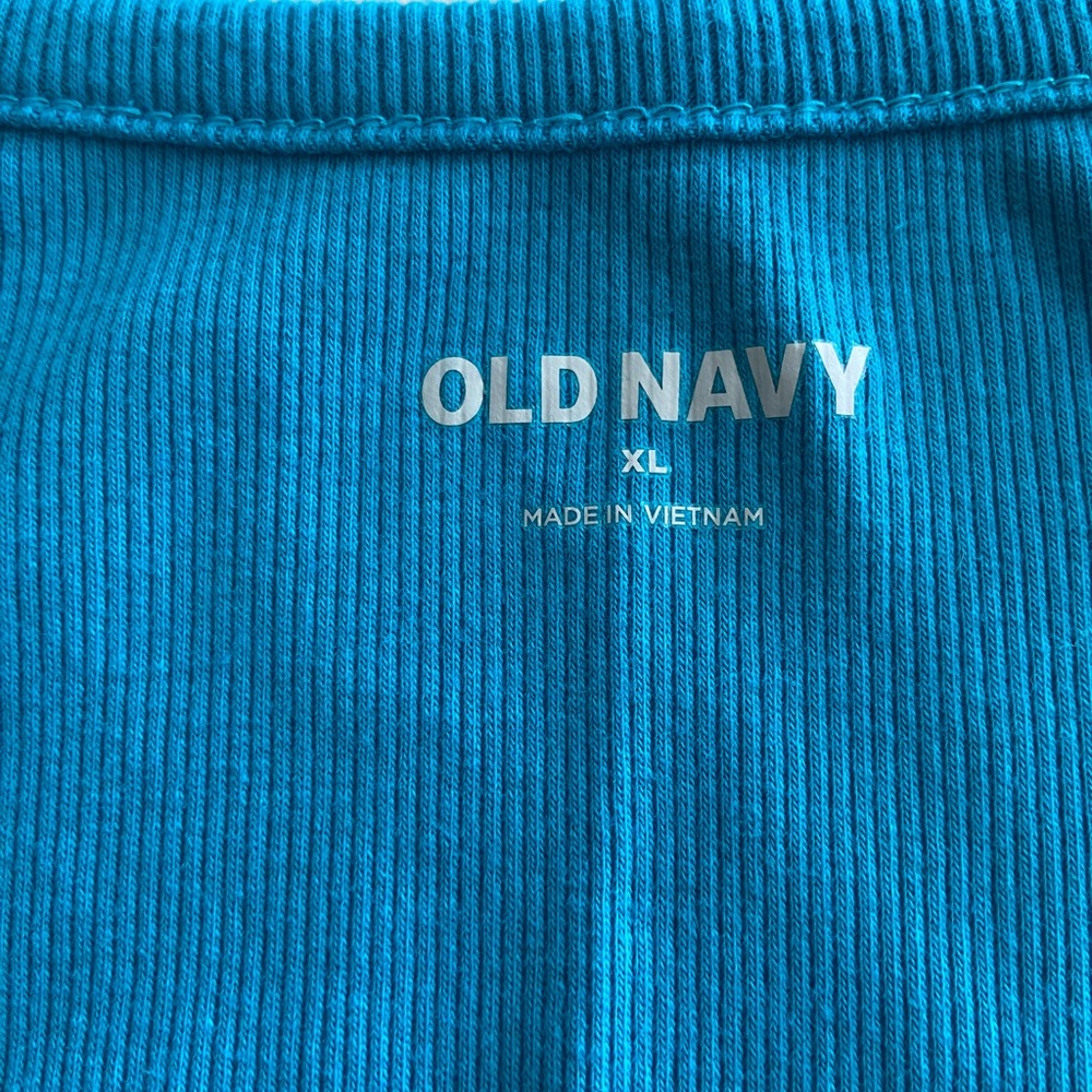 Old Navy Red Ribbed Top - Picture 3 of 5